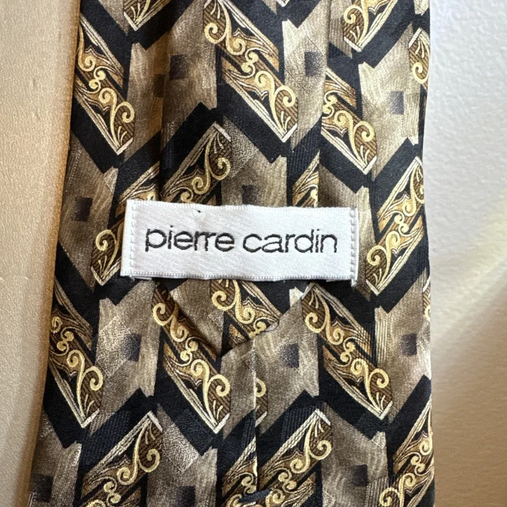 Pierre Cardin Silver Gold Black‎ Classic 58